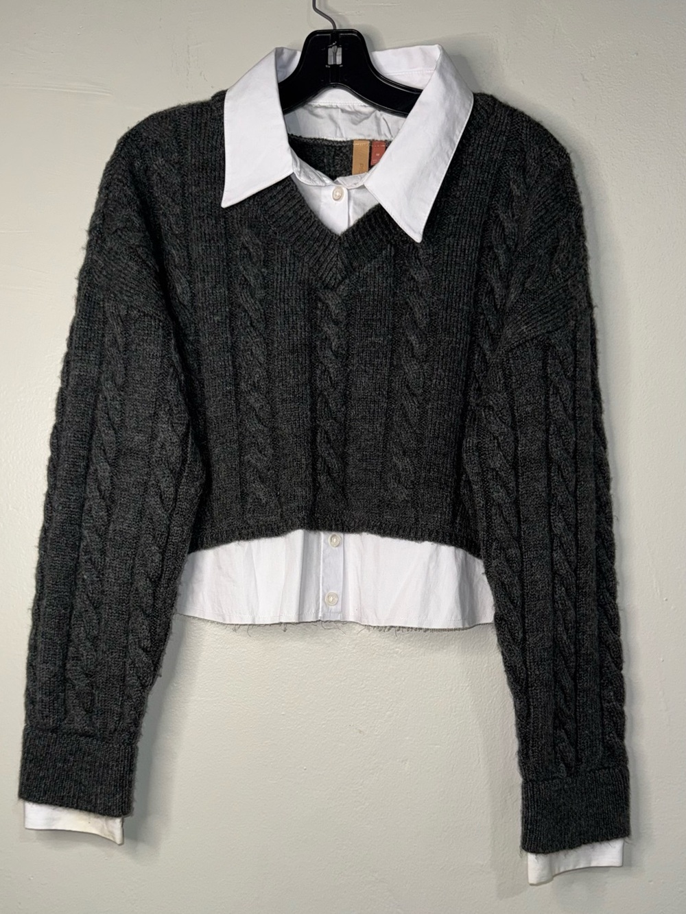 Anthropologie Pilcro Charcoal Cable V-Neck Cropped Sweater